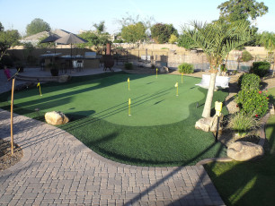 GolfGreens Residential Putting Green