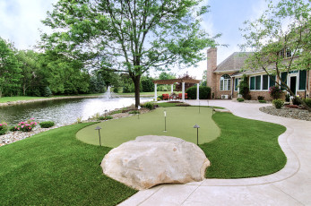 A Beautifully Landscaped Backyard Putting Green in Canton, OH