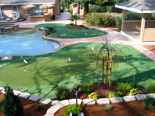 Backyard GolfGreens Installation